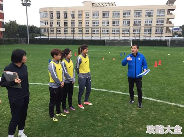 老师脱让学生摸韩国校方回应：绝无此事已报警处理严肃追究造谣者